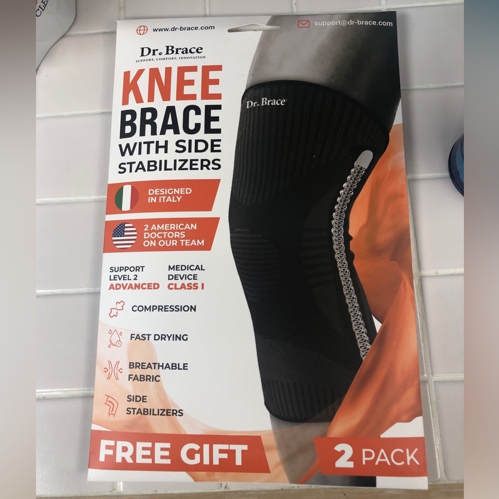 Dr. Brace Knee Brace 2 Pack NEW ONE SIZE FITS ALL